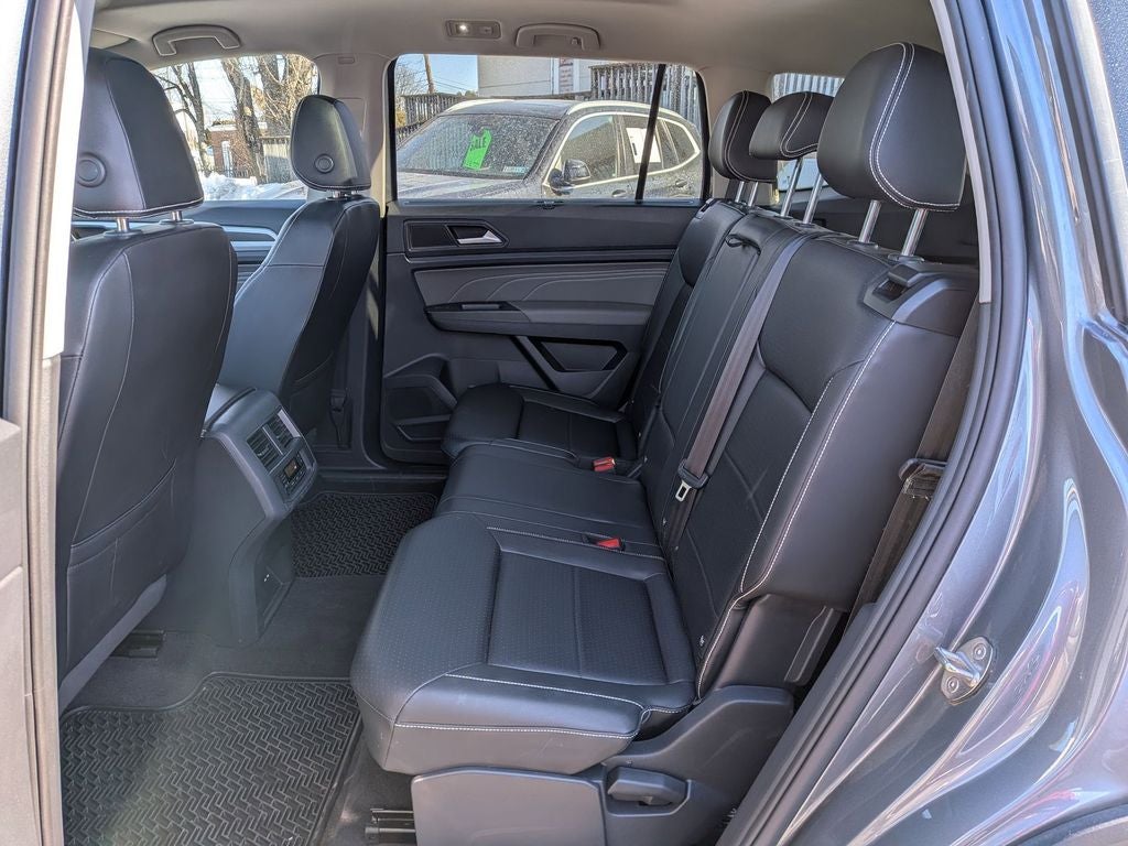 2022 Volkswagen Atlas 2.0T SE w/Technology