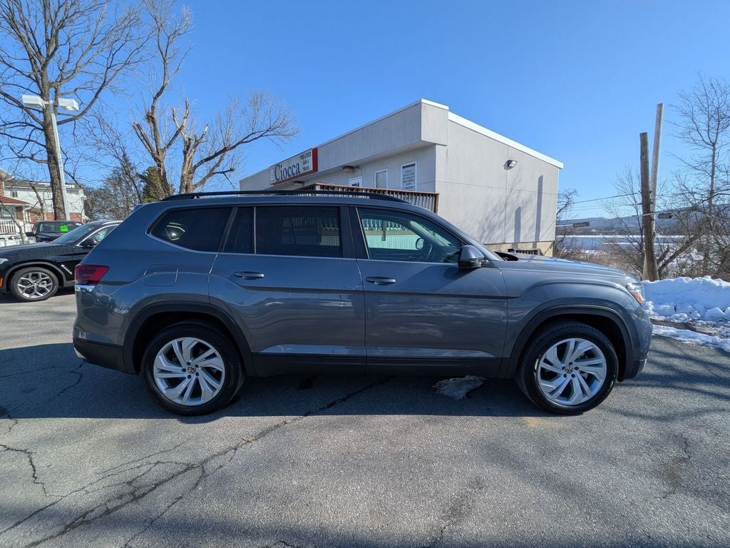 2022 Volkswagen Atlas 2.0T SE w/Technology