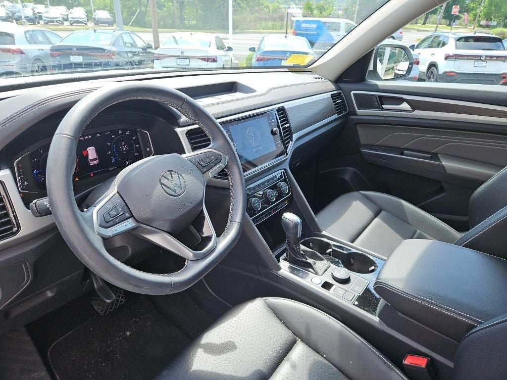 2023 Volkswagen Atlas 2.0T SE w/Technology