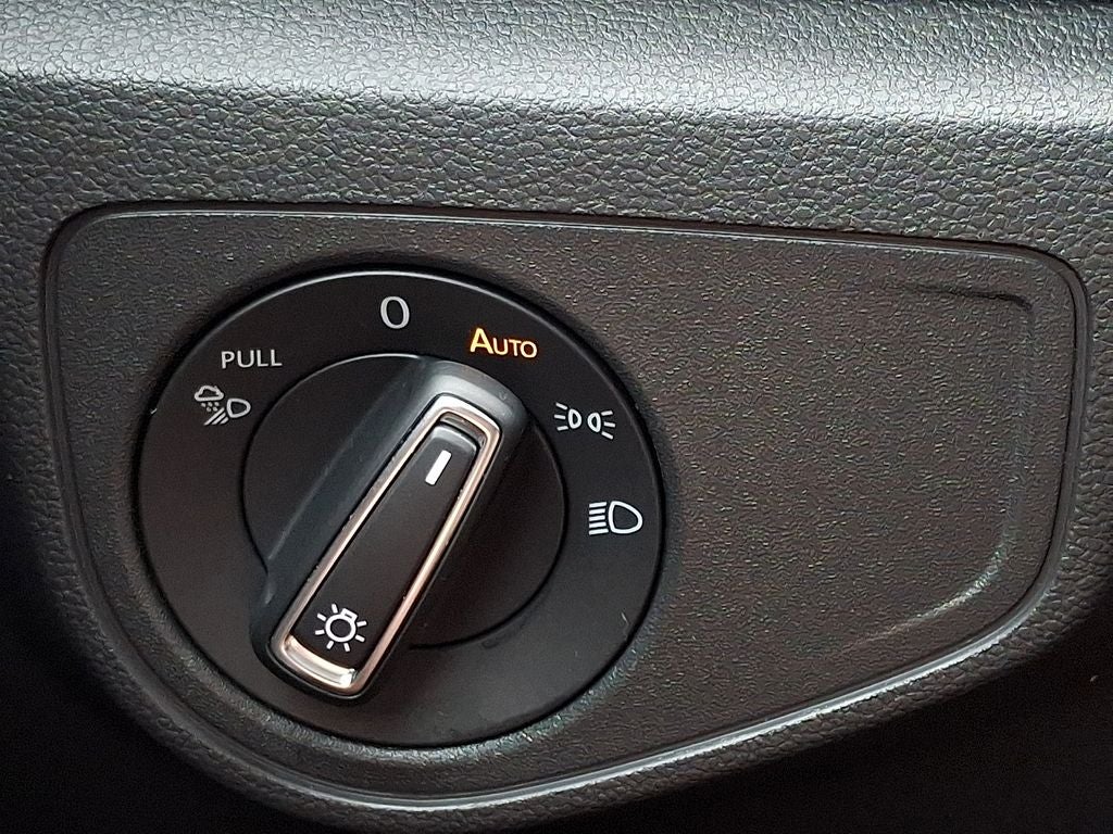2023 Volkswagen Atlas 2.0T SE w/Technology
