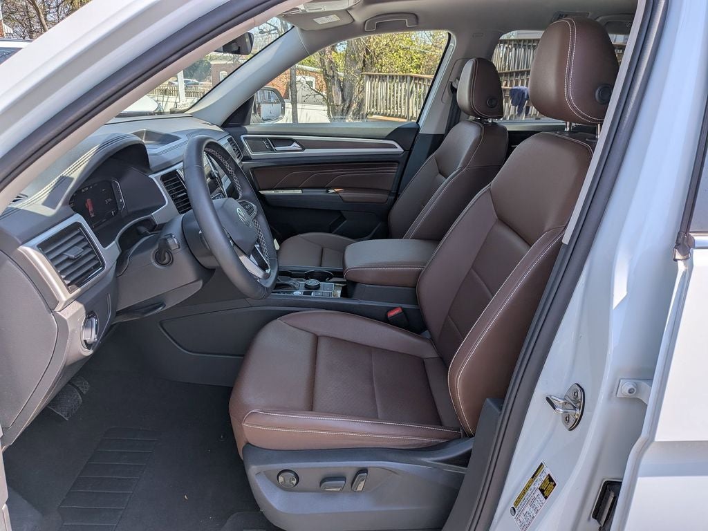 2023 Volkswagen Atlas 3.6L V6 SE w/Technology