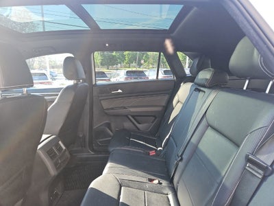 2023 Volkswagen Atlas Cross Sport 2.0T SEL R-Line