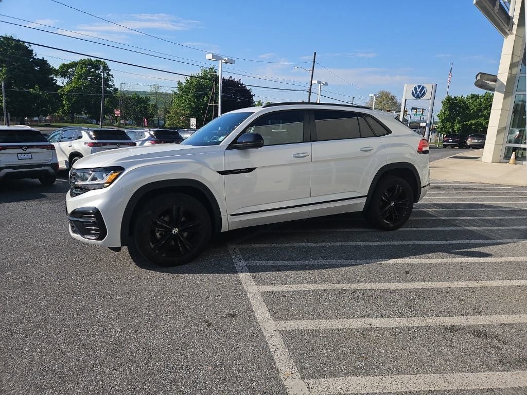 2023 Volkswagen Atlas Cross Sport 2.0T SEL R-Line