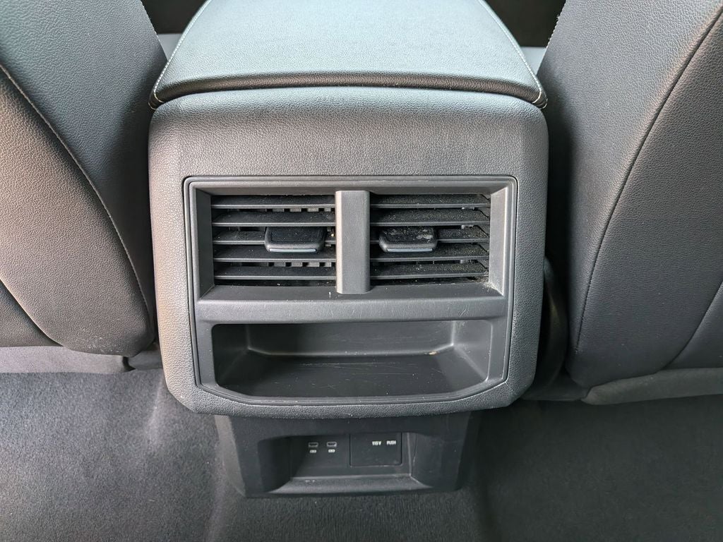 2023 Volkswagen Atlas Cross Sport 2.0T SEL R-Line