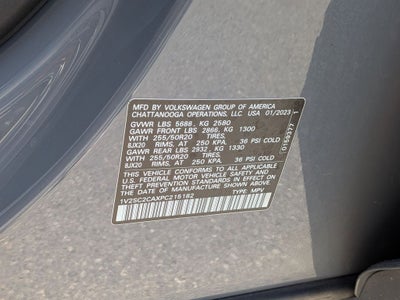 2023 Volkswagen Atlas Cross Sport 2.0T SEL R-Line