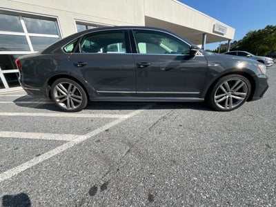 2017 Volkswagen Passat 1.8T R-Line