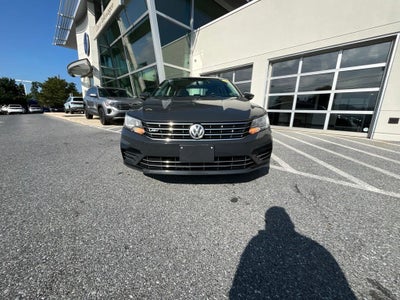 2017 Volkswagen Passat 1.8T R-Line