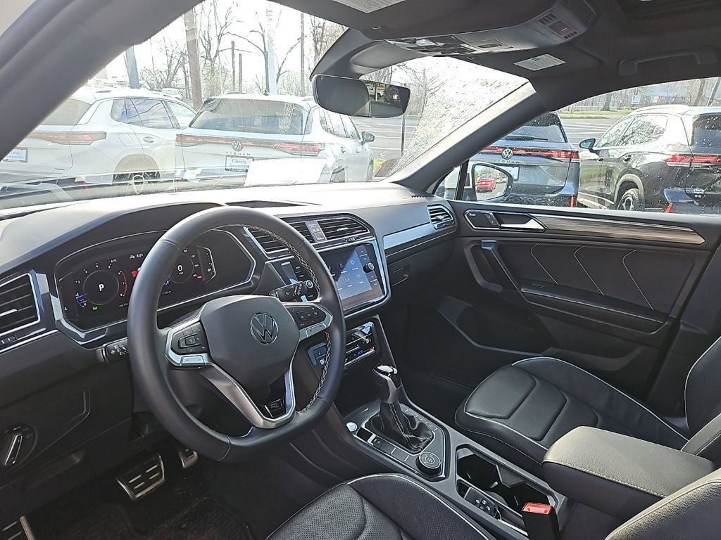 2023 Volkswagen Tiguan 2.0T SEL R-Line
