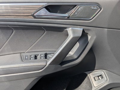 2023 Volkswagen Tiguan 2.0T SEL R-Line