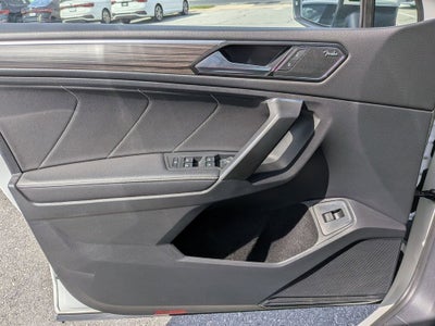 2023 Volkswagen Tiguan 2.0T SEL R-Line