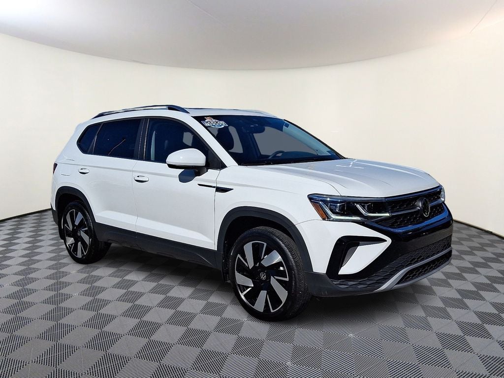 2024 Volkswagen Taos 1.5T SEL