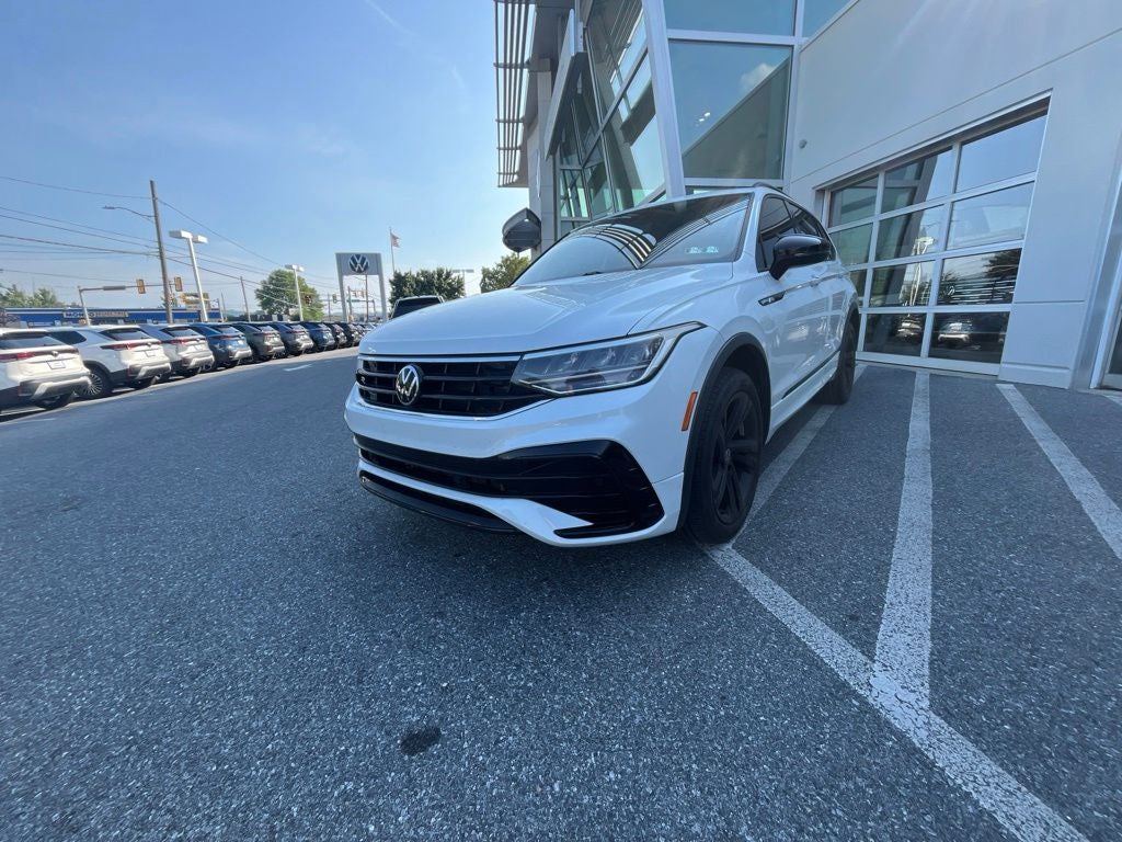 2023 Volkswagen Tiguan 2.0T SE R-Line Black