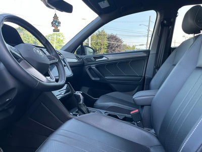 2023 Volkswagen Tiguan 2.0T SE R-Line Black