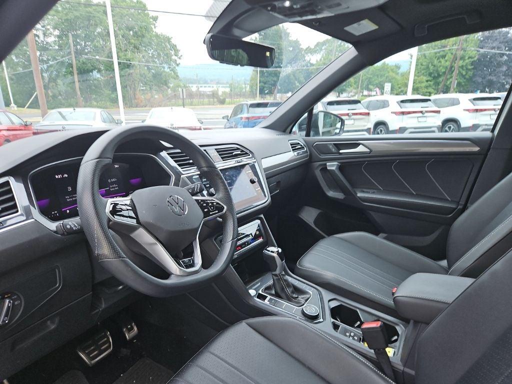 2024 Volkswagen Tiguan 2.0T SE R-Line Black