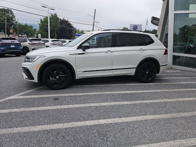2024 Volkswagen Tiguan 2.0T SE R-Line Black