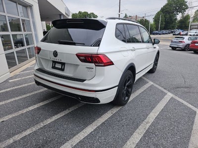 2024 Volkswagen Tiguan 2.0T SE R-Line Black