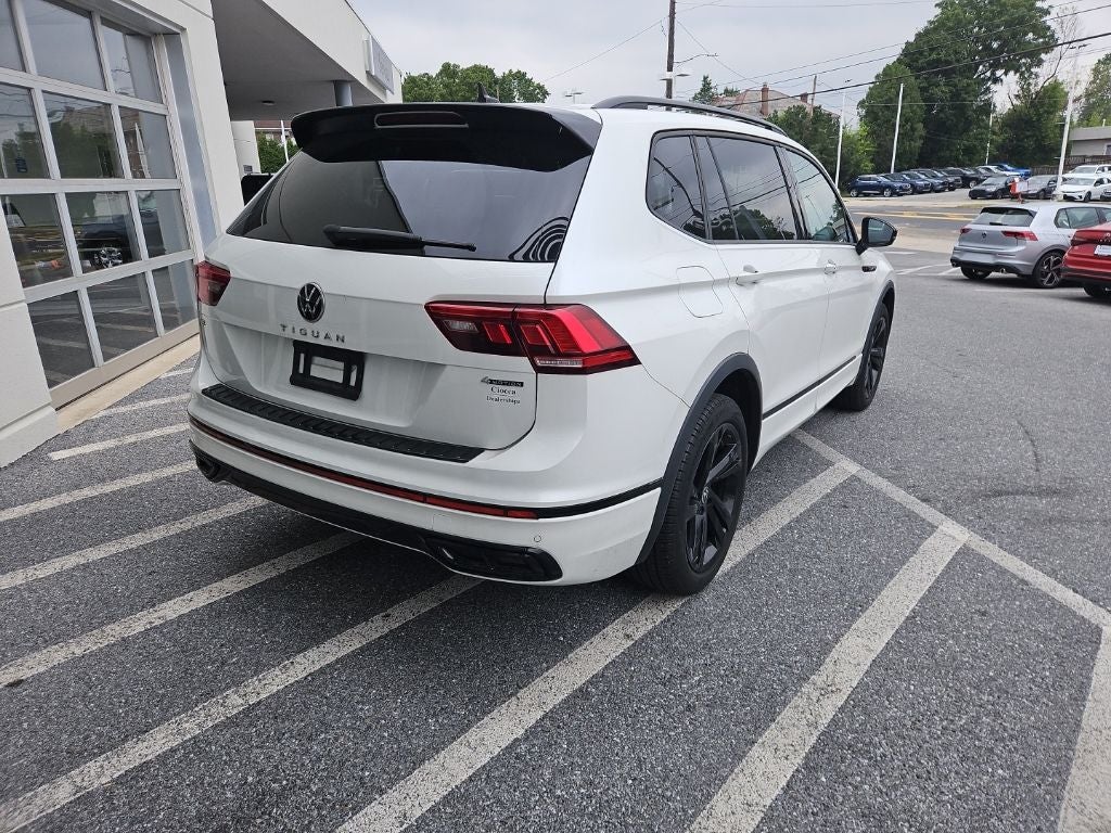 2024 Volkswagen Tiguan 2.0T SE R-Line Black