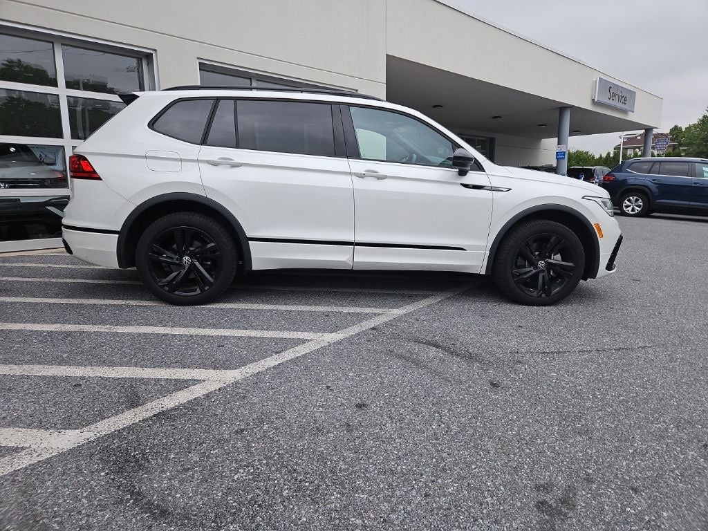 2024 Volkswagen Tiguan 2.0T SE R-Line Black