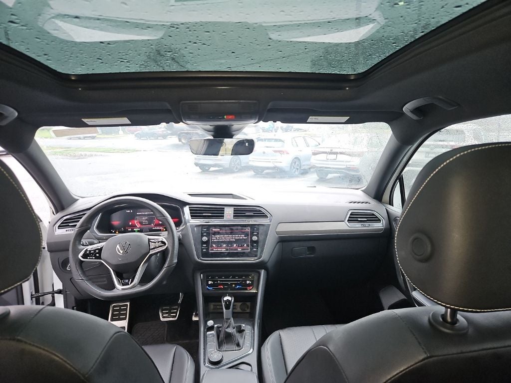 2024 Volkswagen Tiguan 2.0T SE R-Line Black