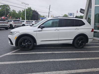 2024 Volkswagen Tiguan 2.0T SE R-Line Black