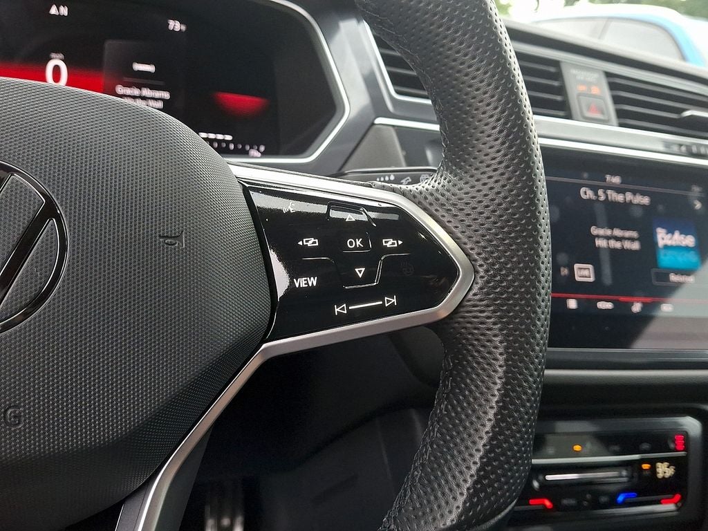 2024 Volkswagen Tiguan 2.0T SE R-Line Black