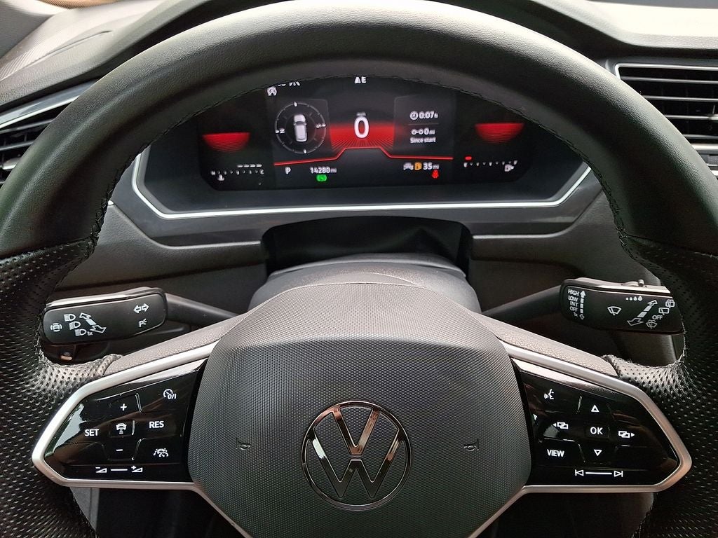 2023 Volkswagen Tiguan 2.0T SE R-Line Black