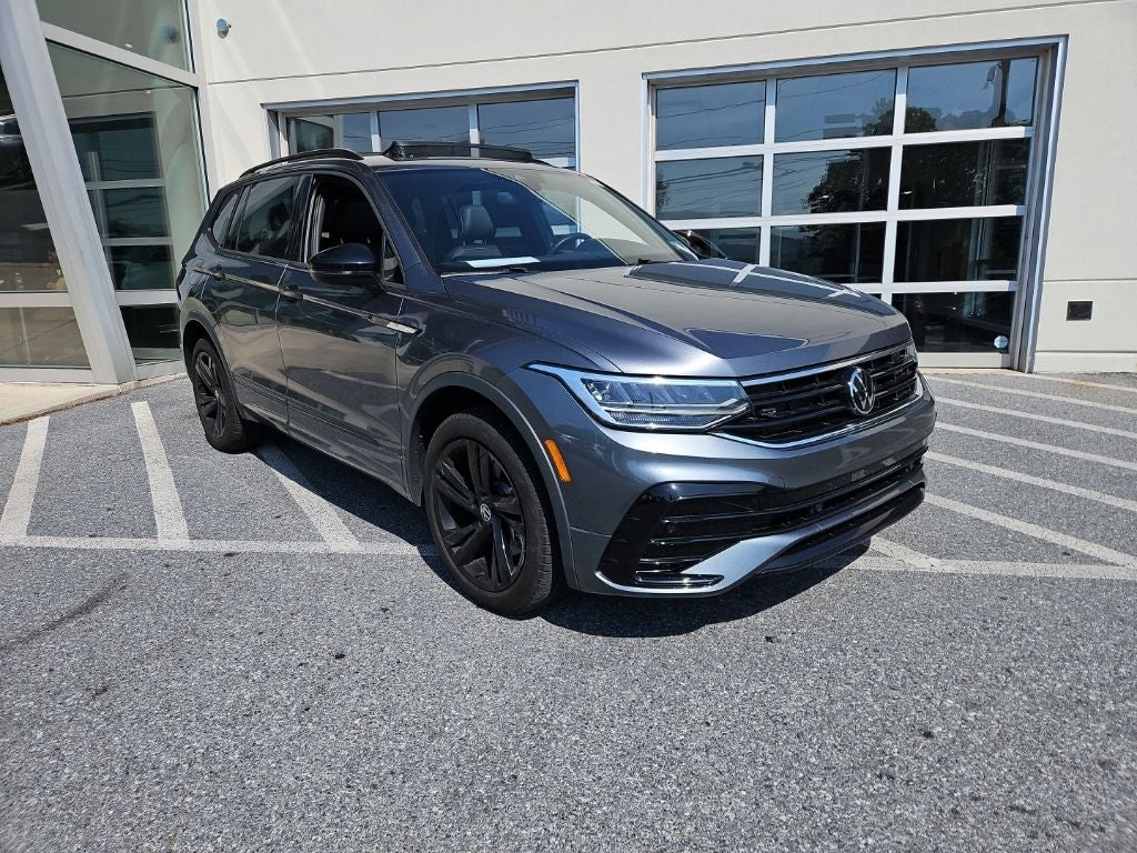 2023 Volkswagen Tiguan 2.0T SE R-Line Black