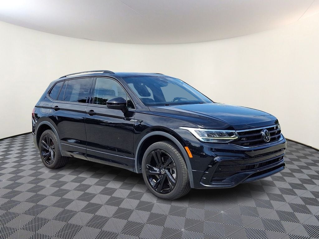 2023 Volkswagen Tiguan 2.0T SE R-Line Black