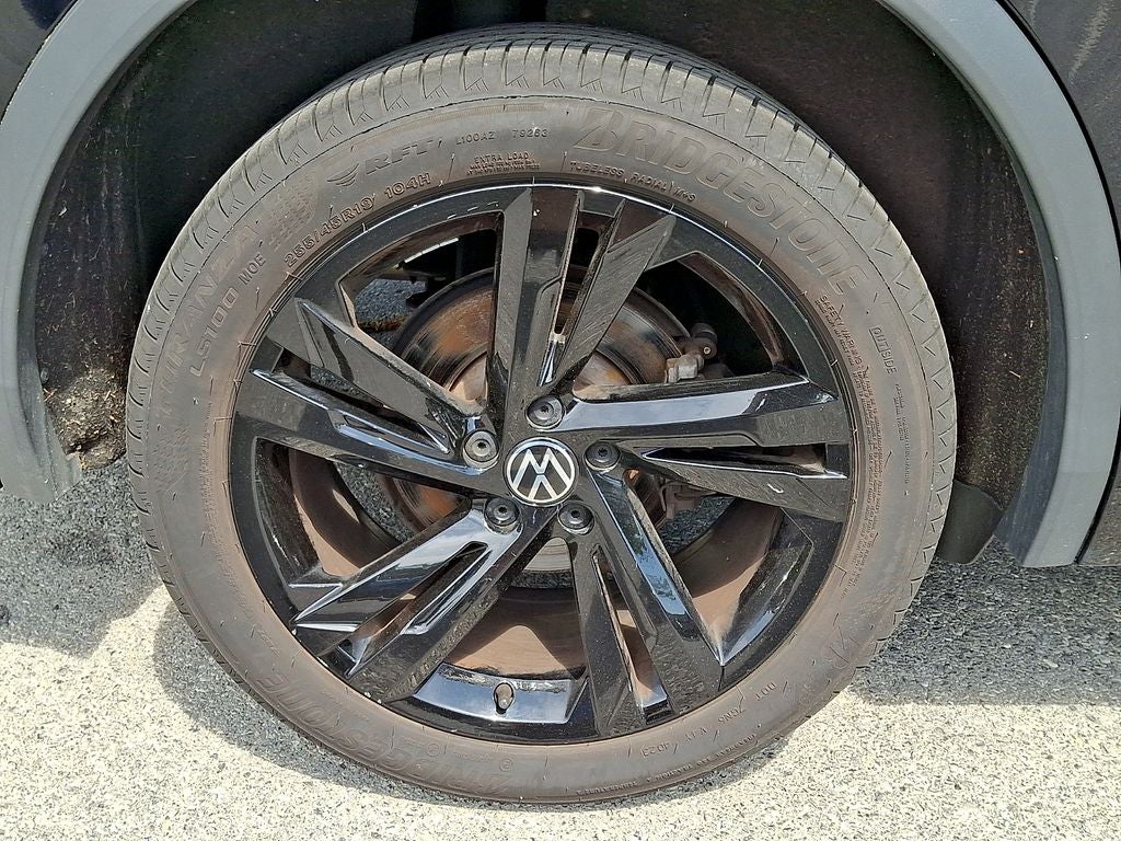 2023 Volkswagen Tiguan 2.0T SE R-Line Black