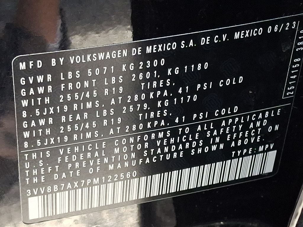 2023 Volkswagen Tiguan 2.0T SE R-Line Black