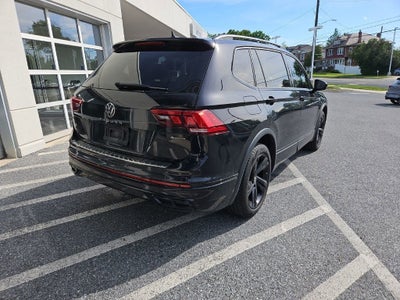 2024 Volkswagen Tiguan 2.0T SE R-Line Black