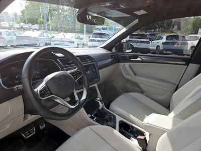 2024 Volkswagen Tiguan 2.0T SE R-Line Black