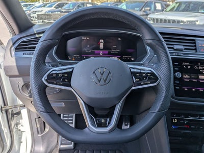 2024 Volkswagen Tiguan 2.0T SE R-Line Black