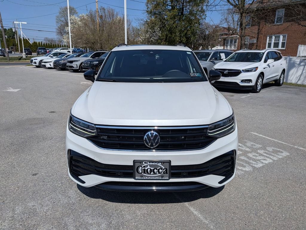 2024 Volkswagen Tiguan 2.0T SE R-Line Black