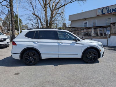 2024 Volkswagen Tiguan 2.0T SE R-Line Black