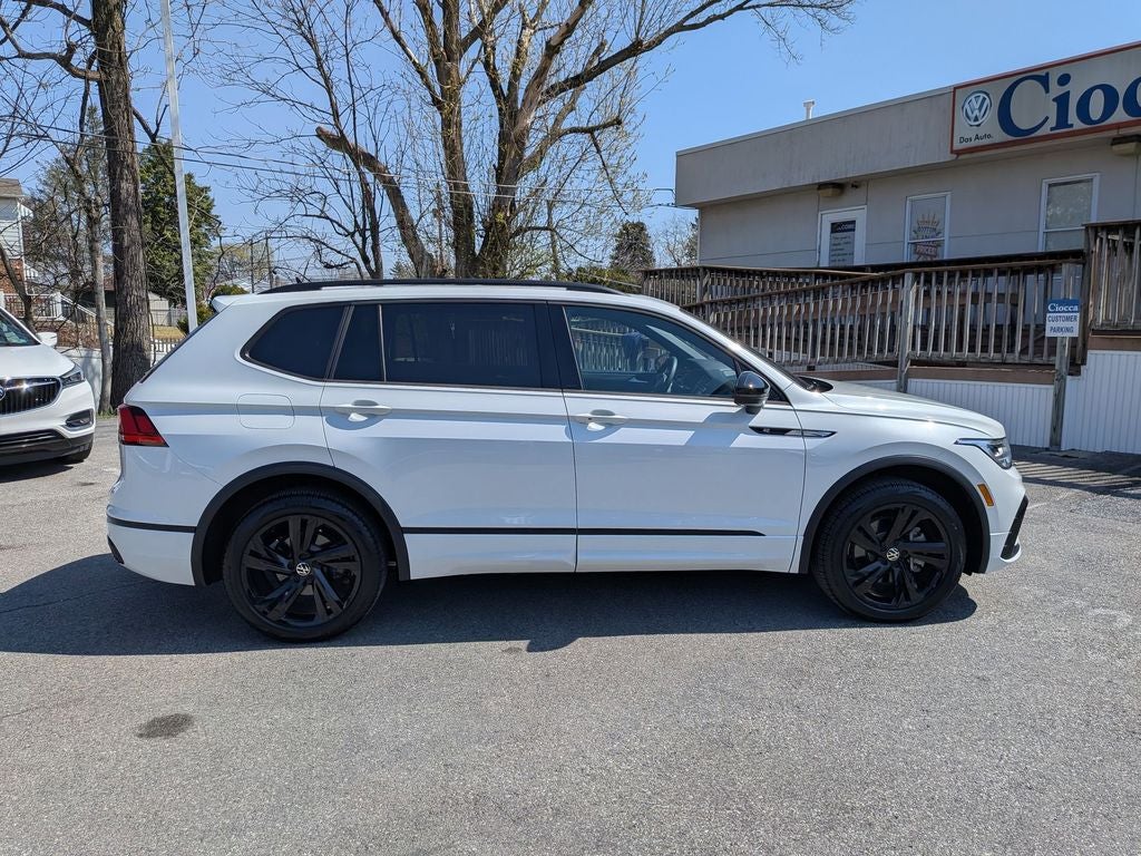 2024 Volkswagen Tiguan 2.0T SE R-Line Black