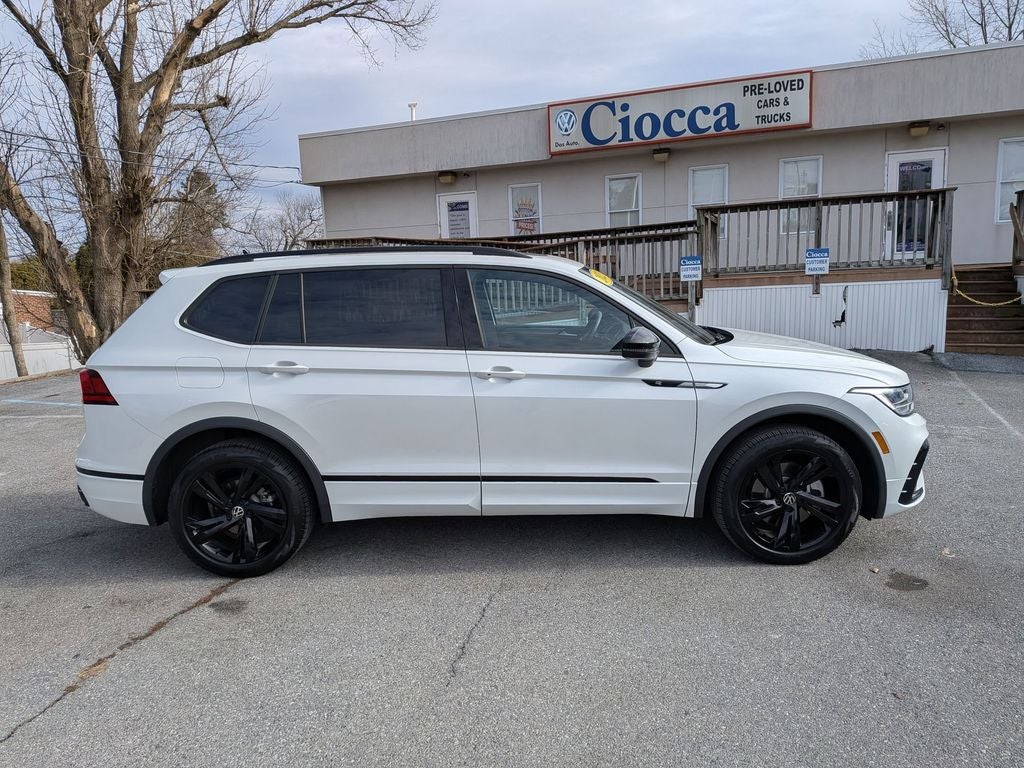 2023 Volkswagen Tiguan 2.0T SE R-Line Black