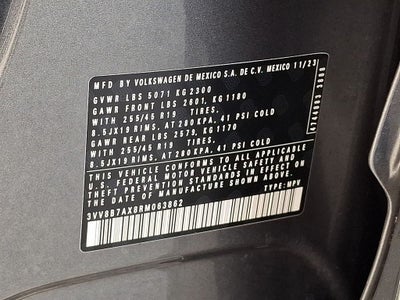 2024 Volkswagen Tiguan 2.0T SE R-Line Black