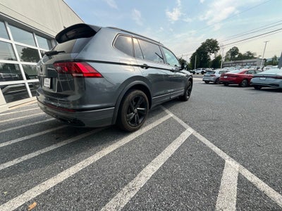 2024 Volkswagen Tiguan 2.0T SE R-Line Black