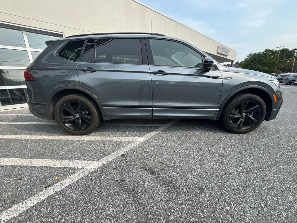 2024 Volkswagen Tiguan 2.0T SE R-Line Black