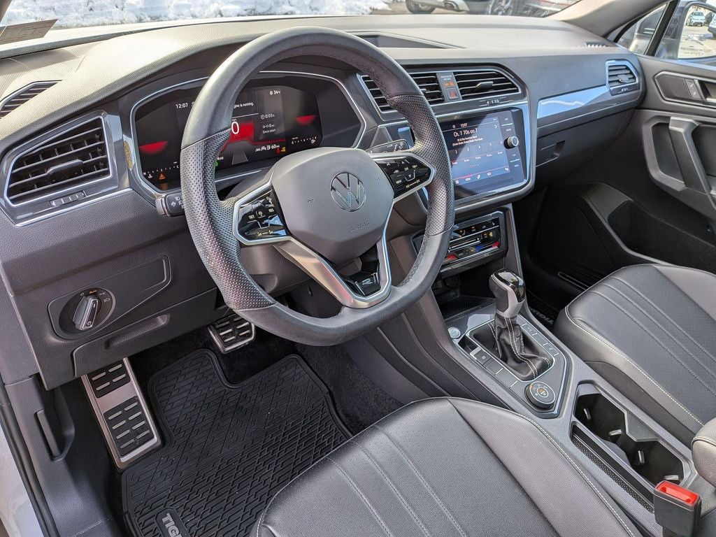 2024 Volkswagen Tiguan 2.0T SE R-Line Black