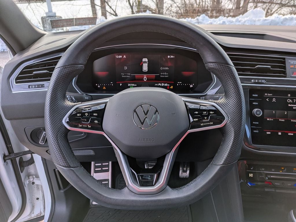 2024 Volkswagen Tiguan 2.0T SE R-Line Black