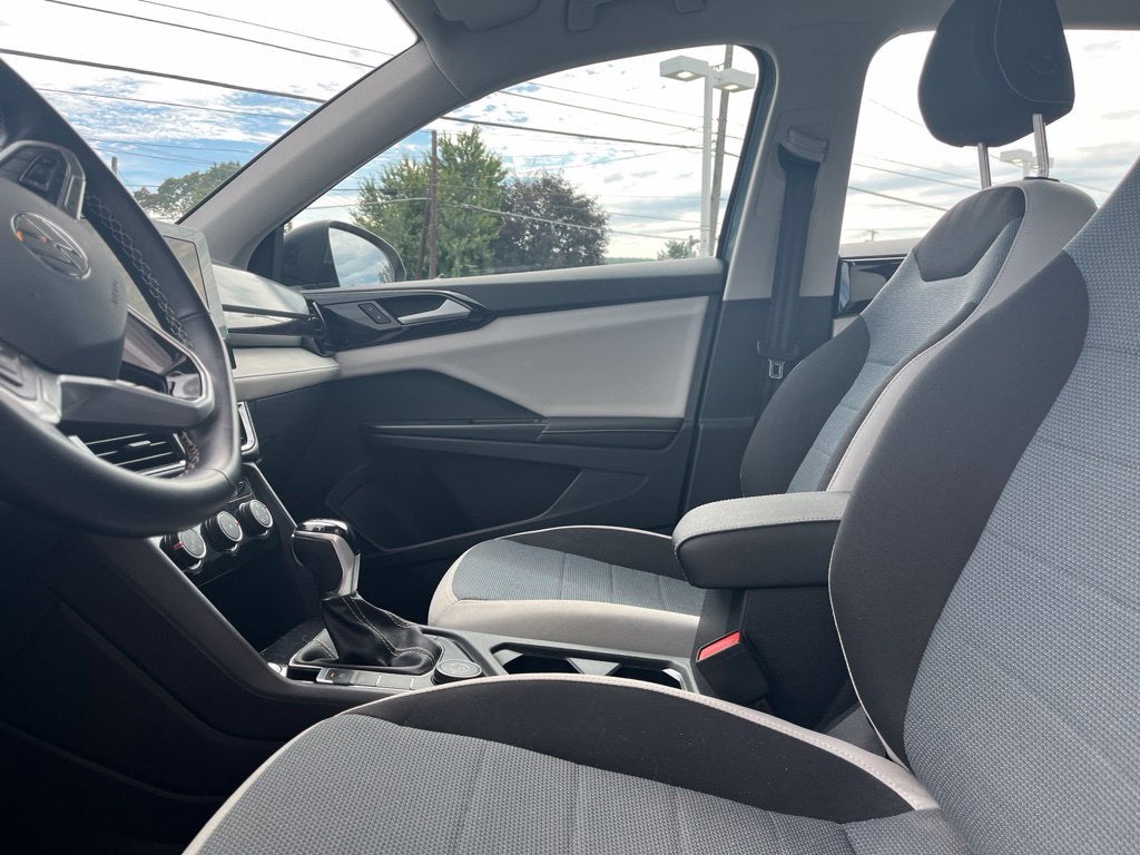 2025 Volkswagen Taos 1.5T S