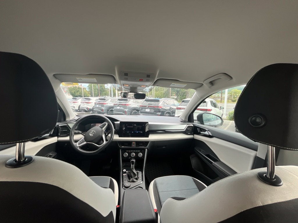 2025 Volkswagen Taos 1.5T S