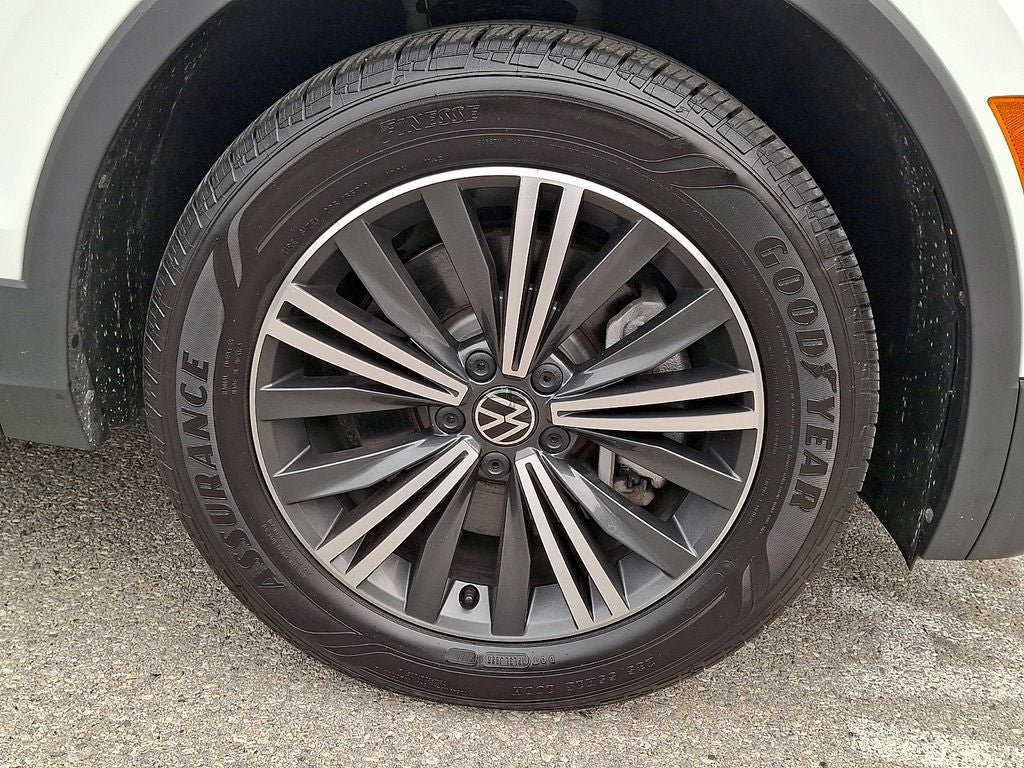 2024 Volkswagen Tiguan 2.0T Wolfsburg Edition