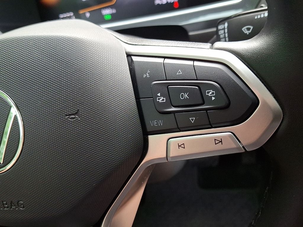 2024 Volkswagen Tiguan 2.0T Wolfsburg Edition