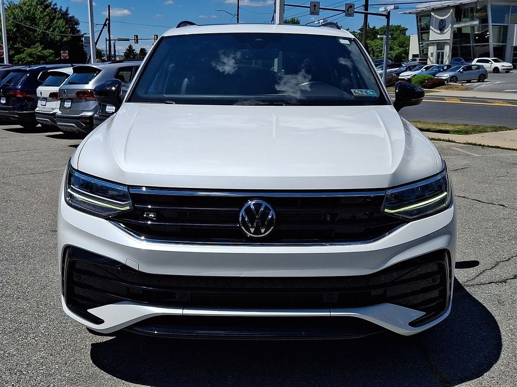 2023 Volkswagen Tiguan 2.0T SE R-Line Black