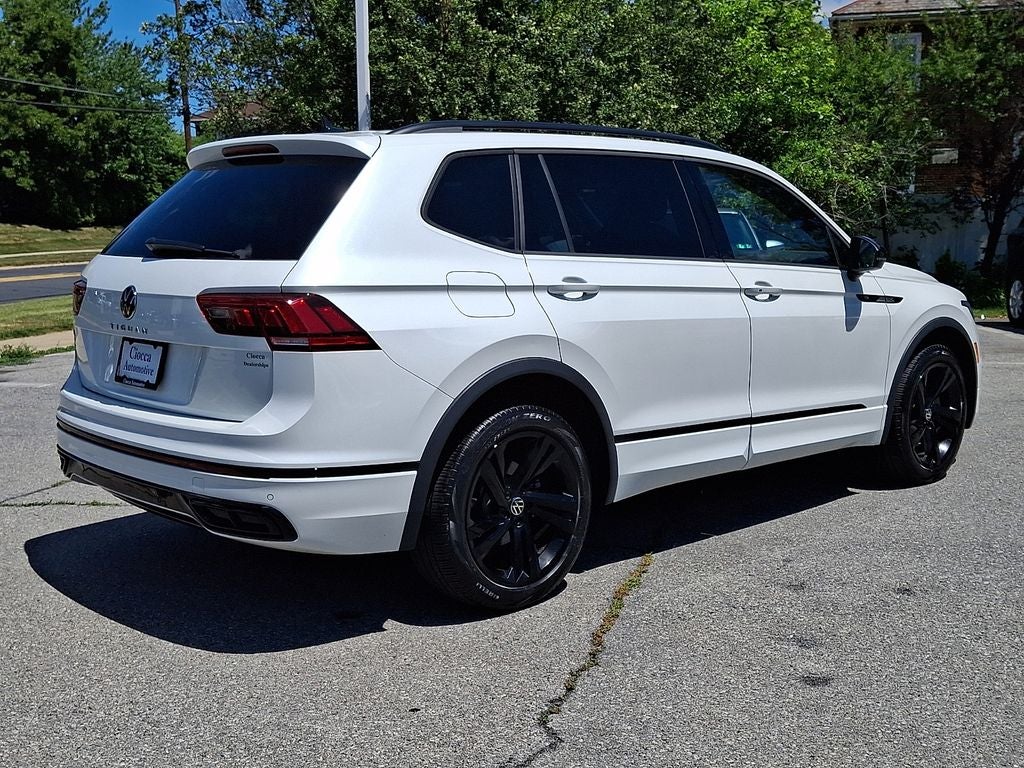 2023 Volkswagen Tiguan 2.0T SE R-Line Black