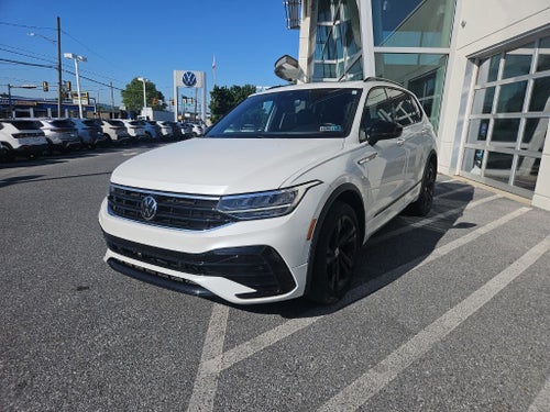 2023 Volkswagen Tiguan 2.0T SE R-Line Black