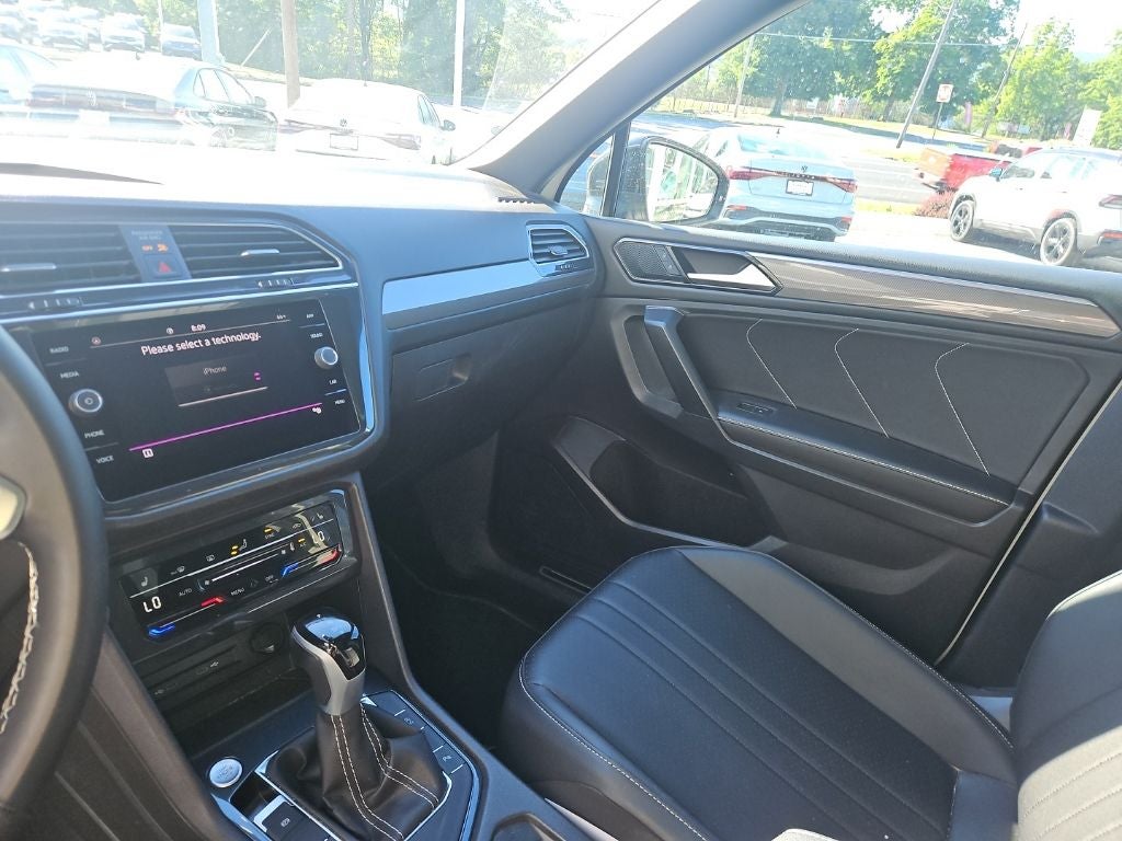 2023 Volkswagen Tiguan 2.0T SE R-Line Black